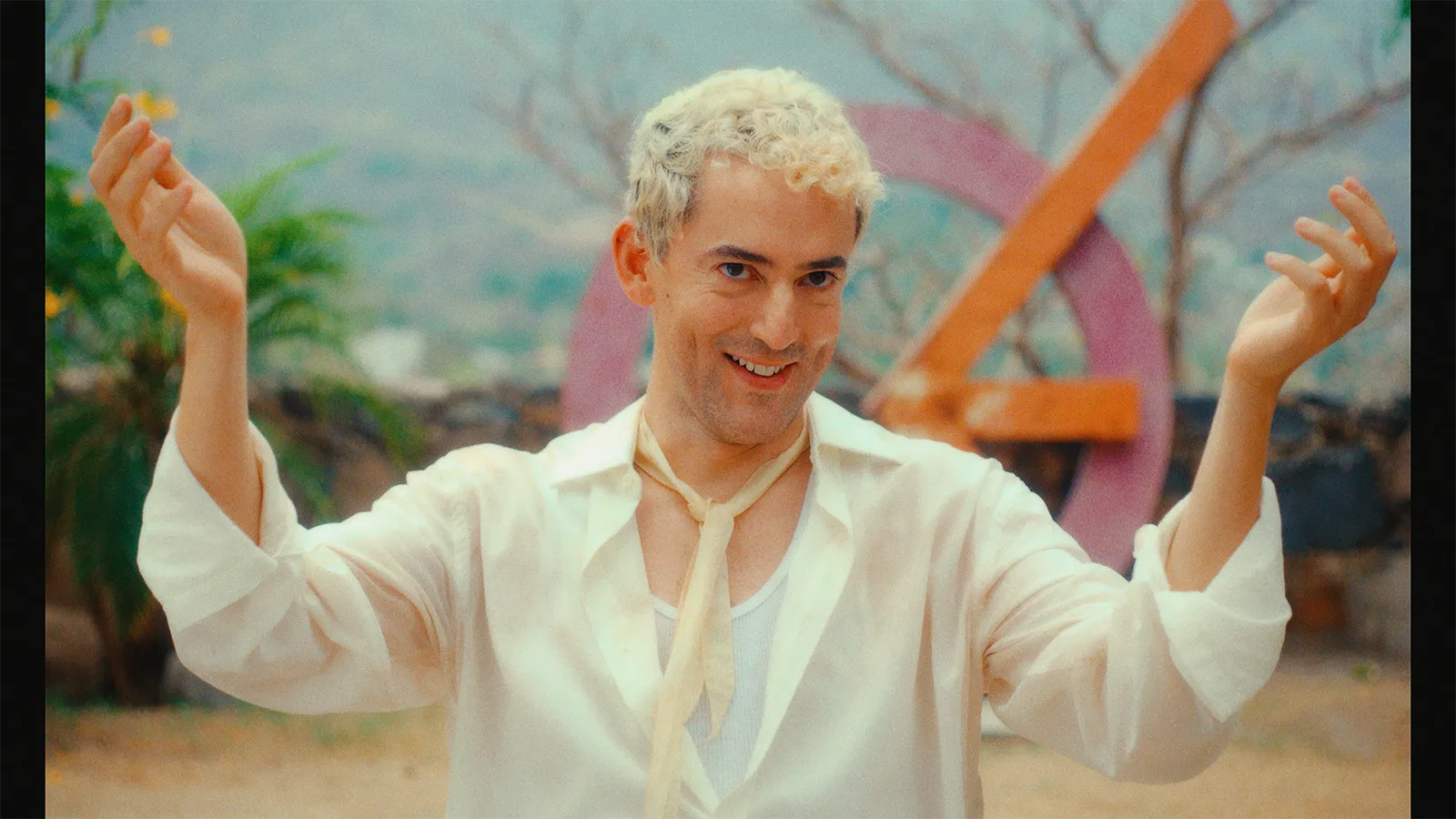 la-peluca-still-02